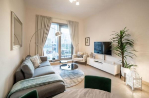 HiGuests - Incredible Apart with exclusive waterfront views